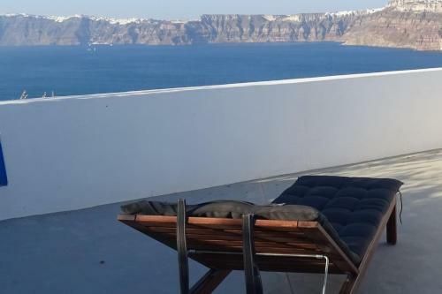 Caldera Sky & Sea
