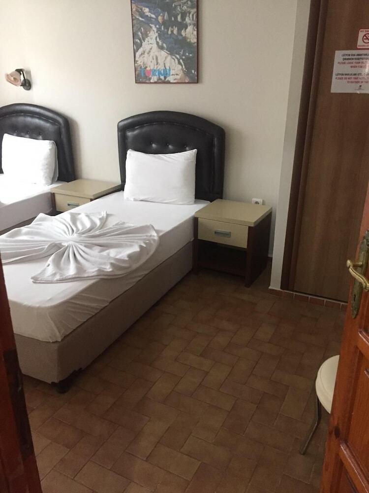 Defne Zevkim Hotel