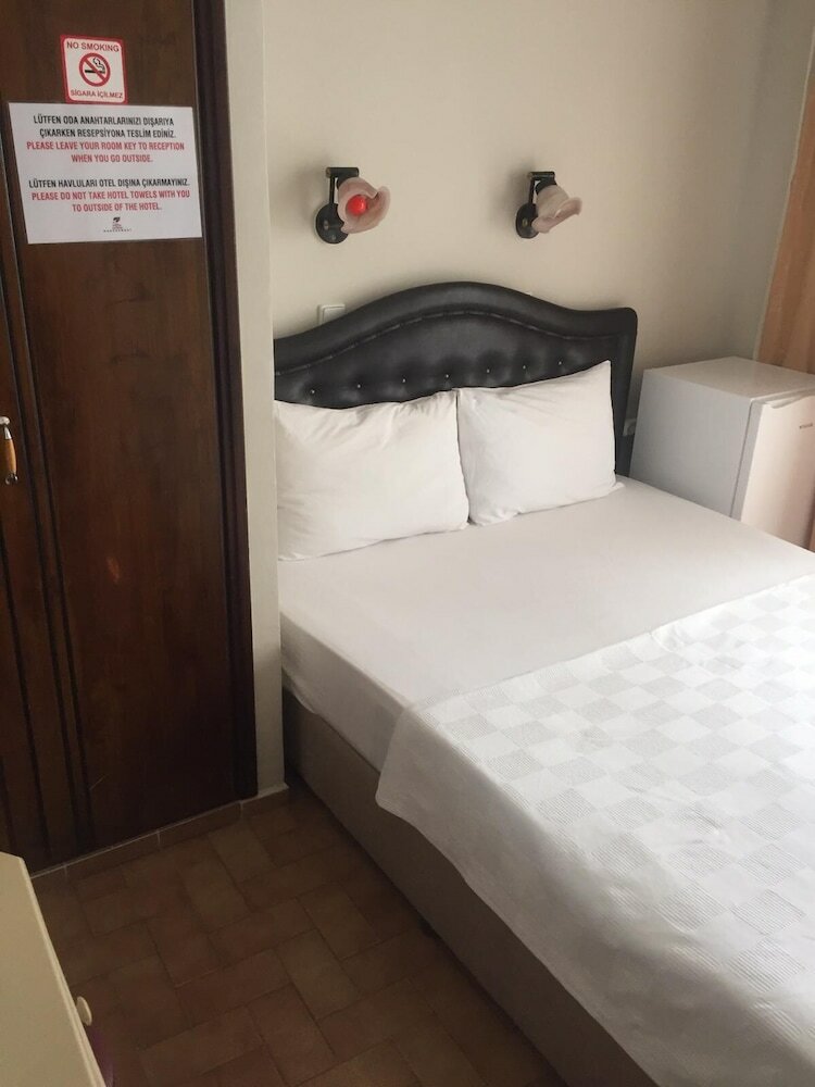 Defne Zevkim Hotel