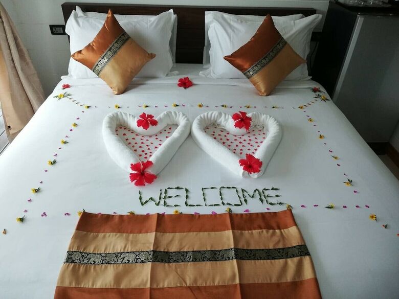 Hotel Phumiphat Resort  Koh Mook