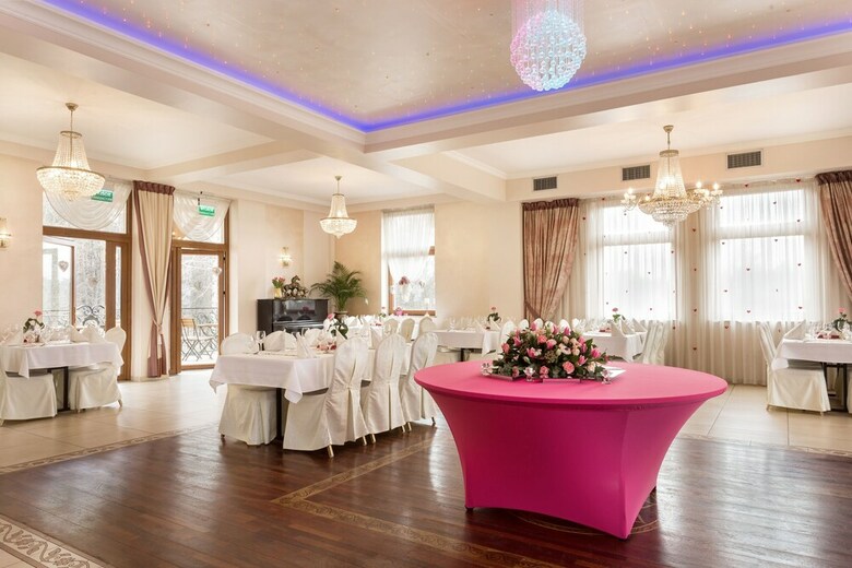 Lesna Perla - Restaurant And Hotel