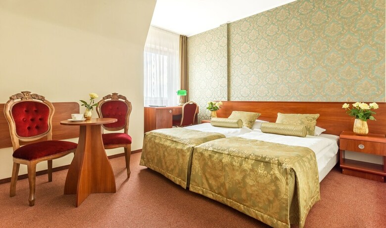 Lesna Perla - Restaurant And Hotel