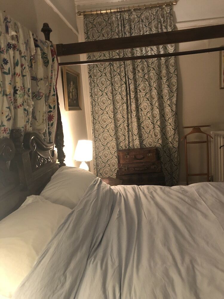 Residencia Kynsham House