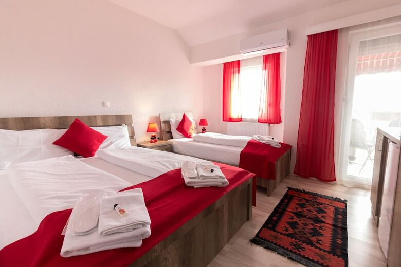 Hotel Fantastik Apartments