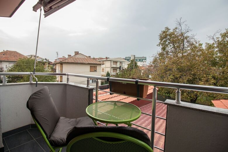 Hotel Fantastik Apartments