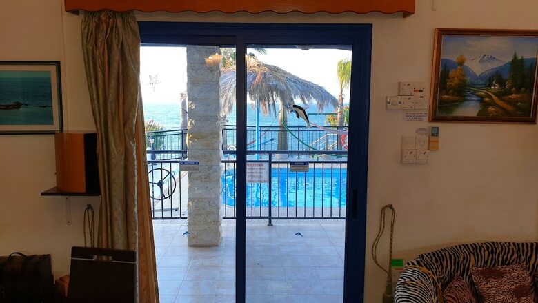 Hotel Astrofegia Beach Villa