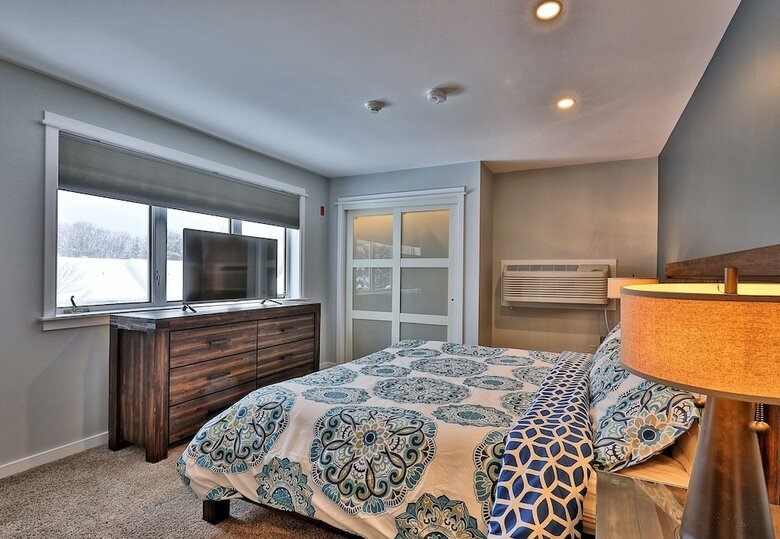 The Mod Suite At Killington. Big 3rm Condo. Comfy. Ahh! Relax
