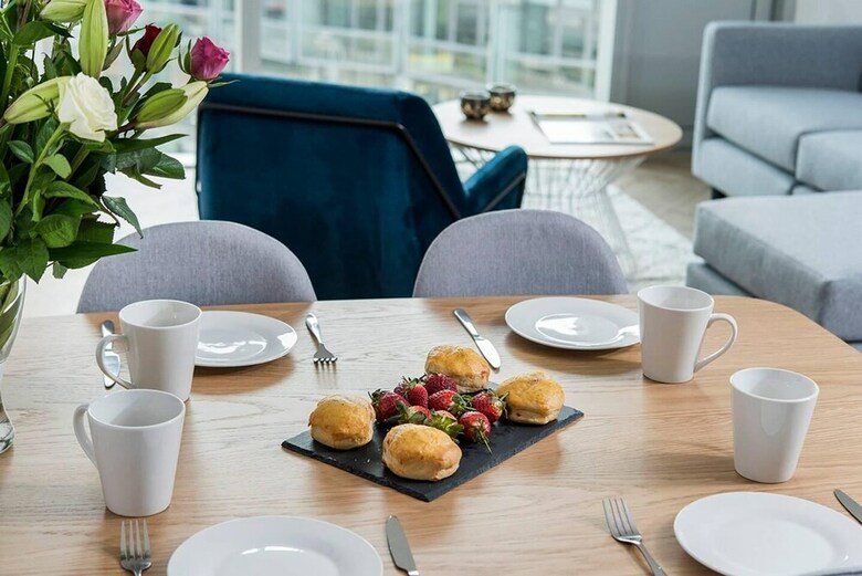 Stunning 2br Manchester Apartment