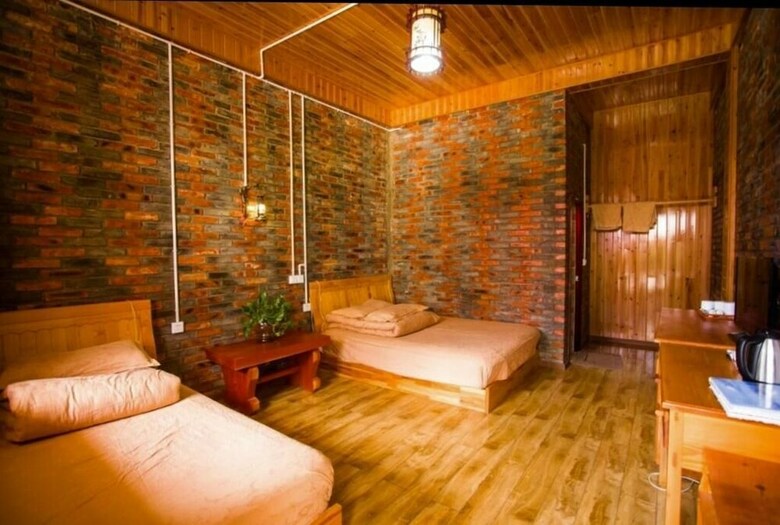 Tiger Leaping Gorge Tea-horse Hotel
