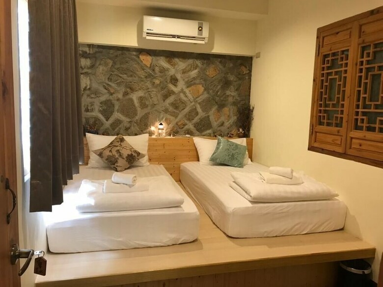 Bed & Breakfast Yuxing Inn