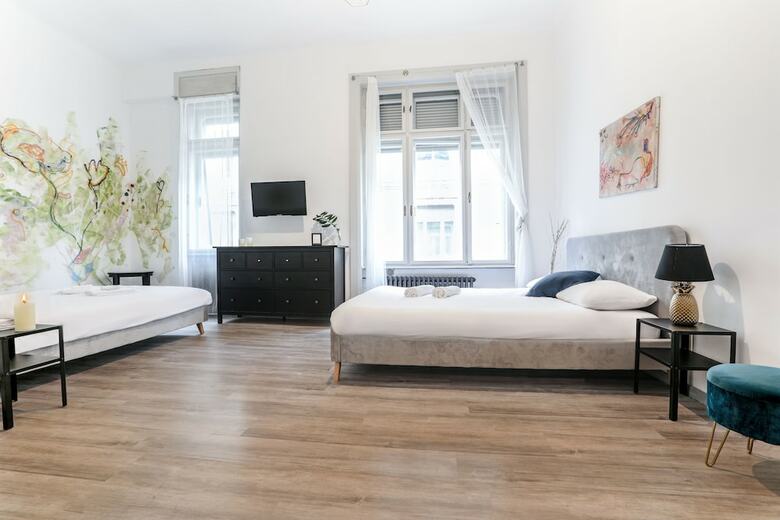 Hotel The 7 Budapest