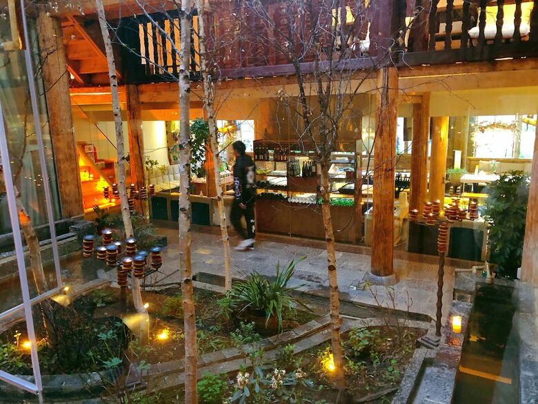 Tree Space Hotel