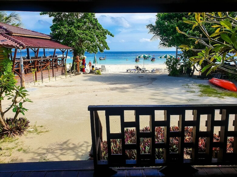 Hotel Zodiac Beach Resort