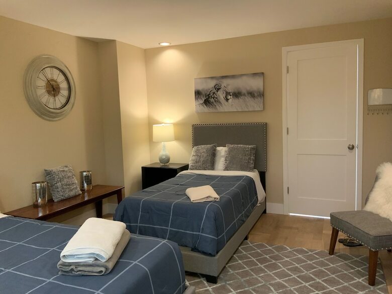 Hotel Room Next To Santana Row