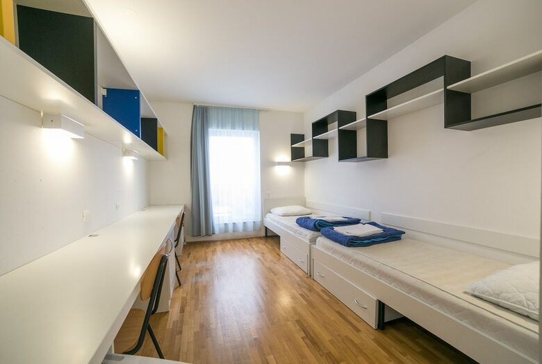 Hostal Rooms Dr. Franjo Tu?man
