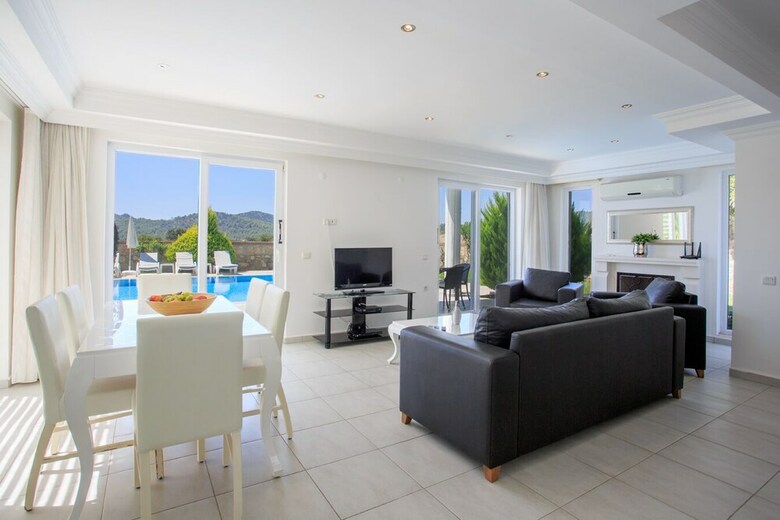 Diamond Villa 04