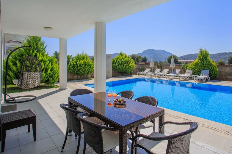 Diamond Villa 04
