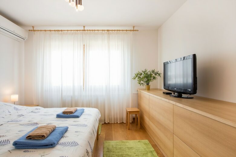 Apartment Downtown Zmaj Jovina