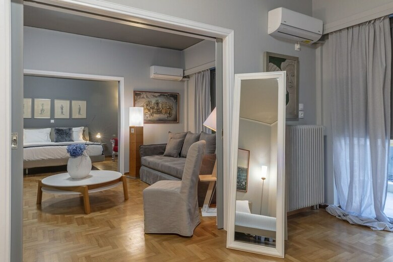Prince Oliver Grand Apartment