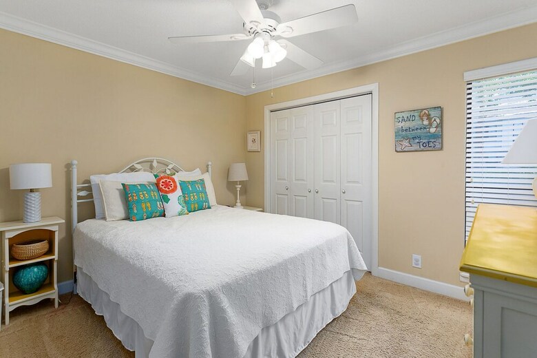 Island Retreat 2511-1 By Hodnett Cooper