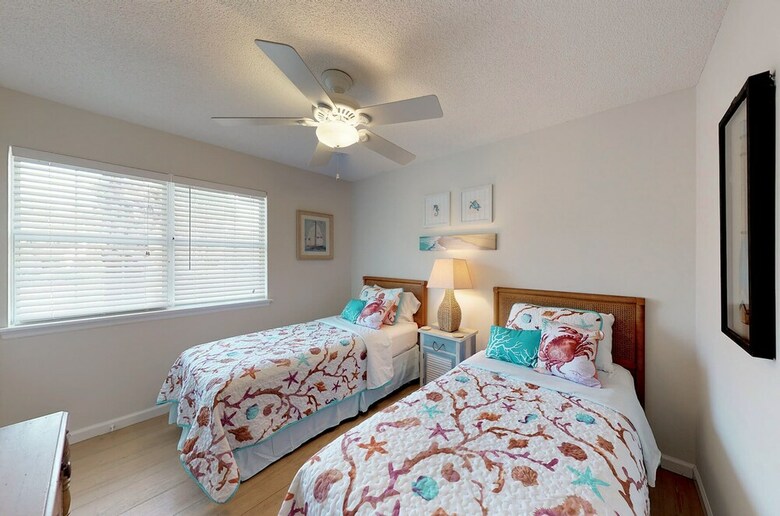 Seaturtle Cottage By Hodnett Cooper