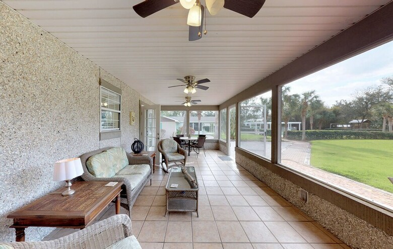 Seaturtle Cottage By Hodnett Cooper