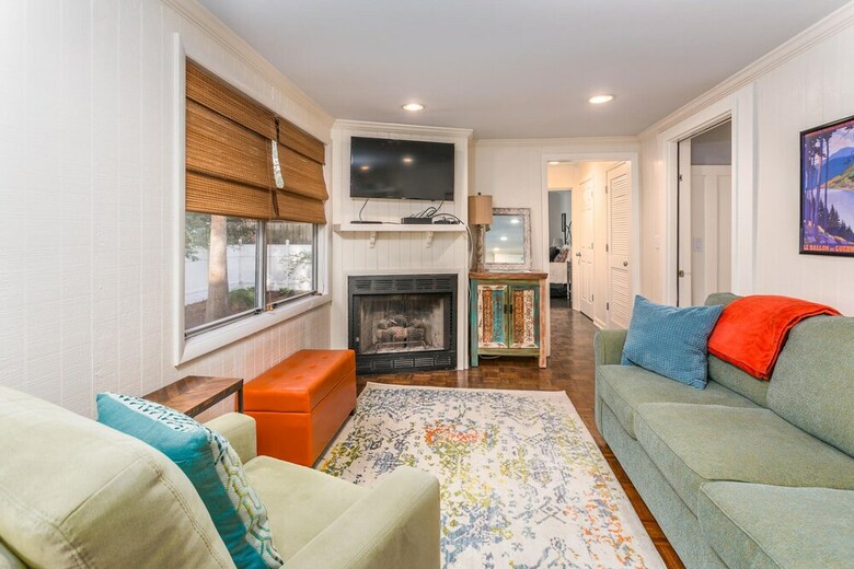 617 Beach Drive By Hodnett Cooper