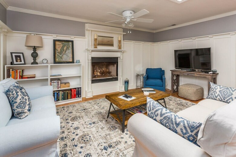 617 Beach Drive By Hodnett Cooper