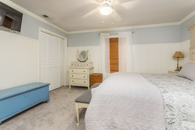 617 Beach Drive By Hodnett Cooper