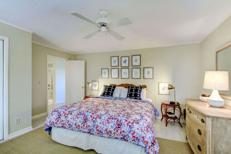 2204 Ocean Road By Hodnett Cooper