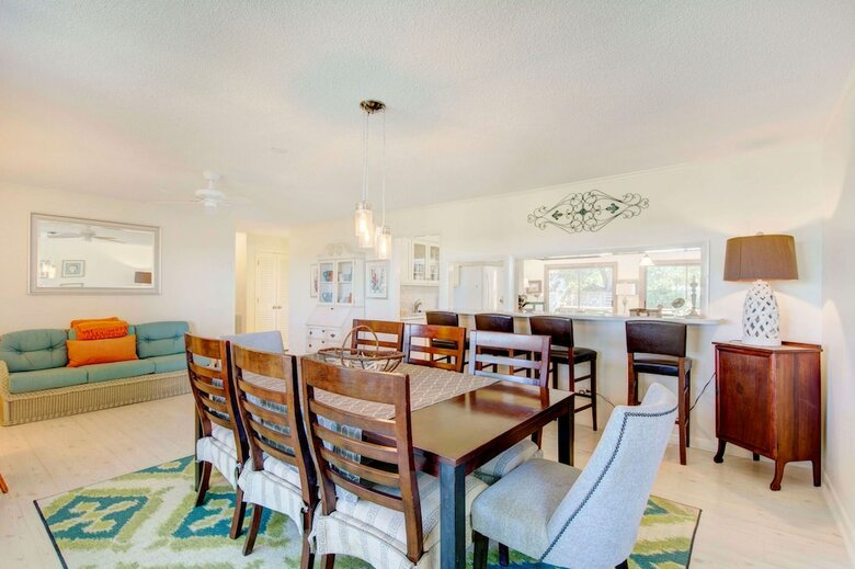 2204 Ocean Road By Hodnett Cooper