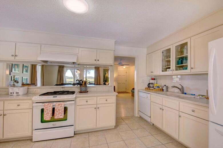 2204 Ocean Road By Hodnett Cooper