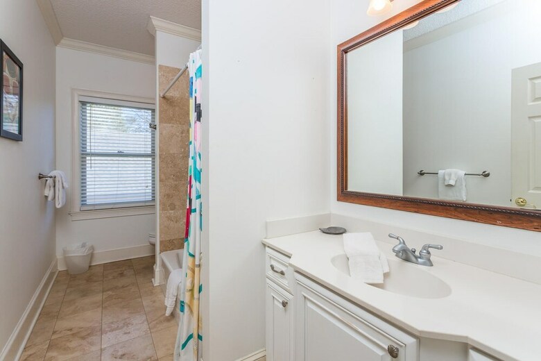 607 Neptune Way By Hodnett Cooper