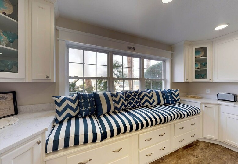Seaglass Cottage By Hodnett Cooper