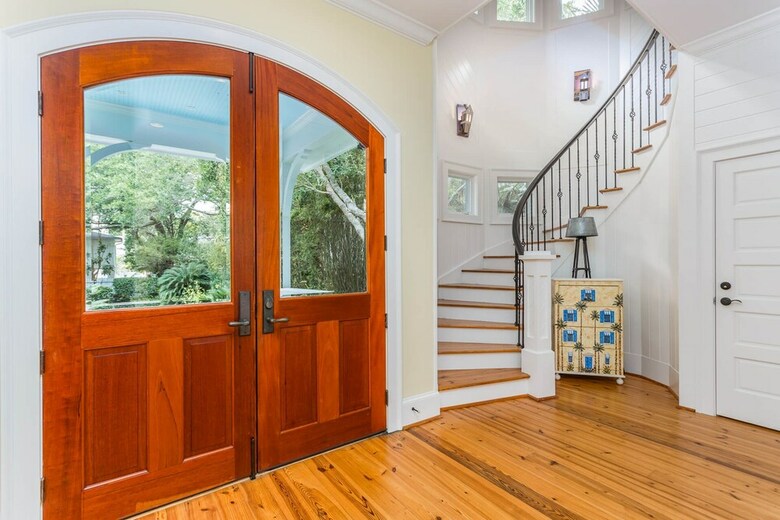 4205 9th Street By Hodnett Cooper