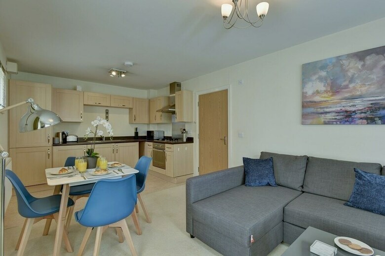 Apartamentos Karah Suites - Campion Way