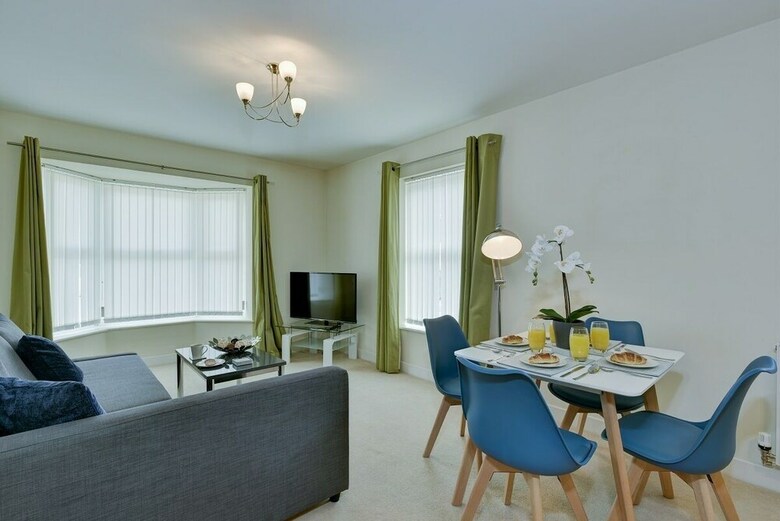 Apartamentos Karah Suites - Campion Way