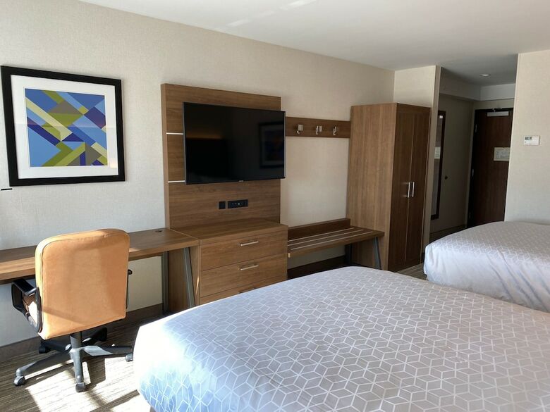Chatsworth Hotel
