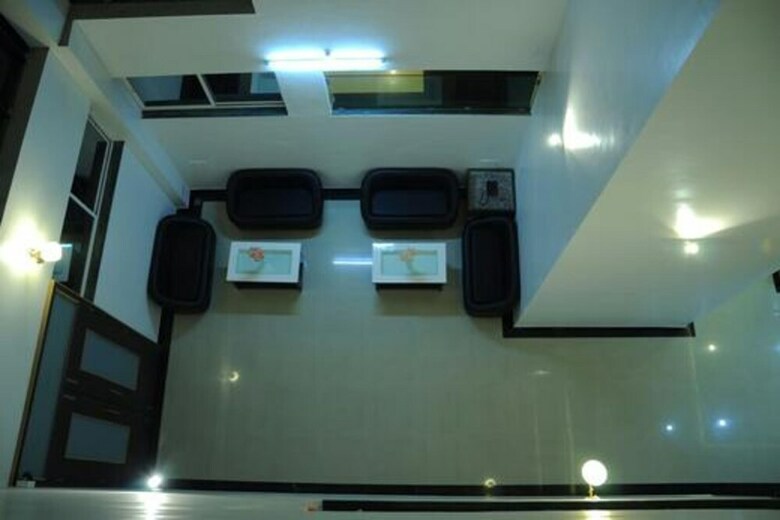 Hotel Om Executive
