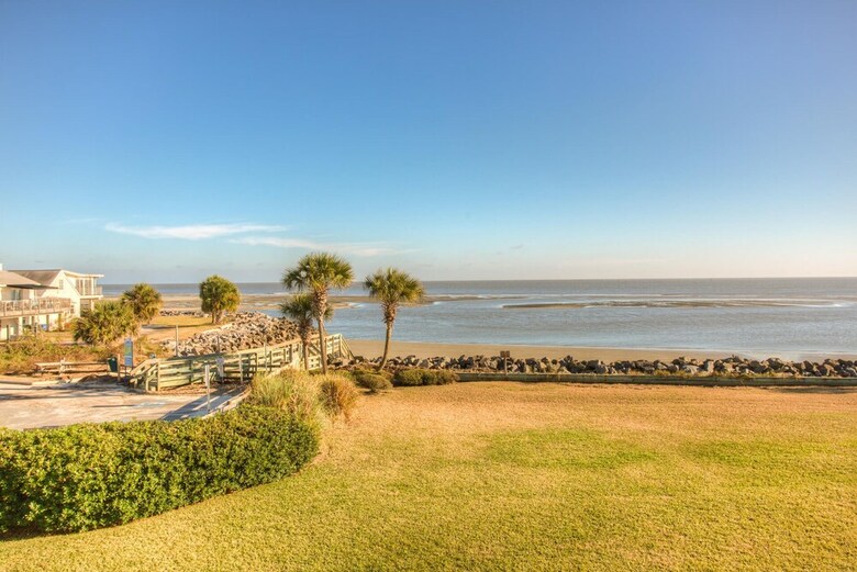 1118 Beachview Drive By Hodnett Cooper