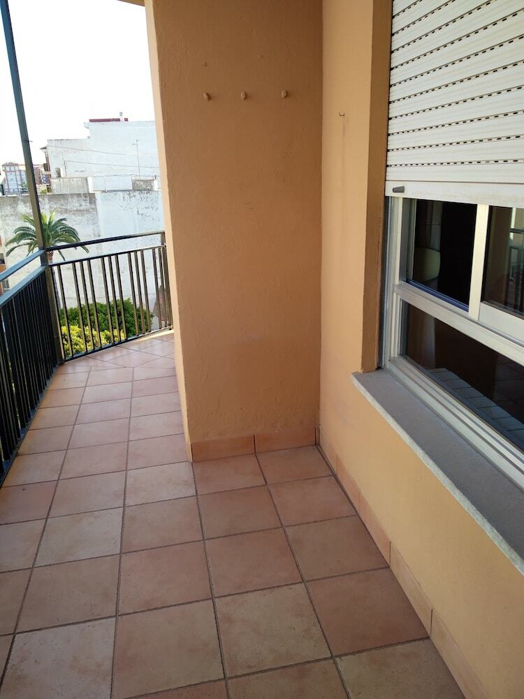 Apartment With 3 Bedrooms In Vila-real