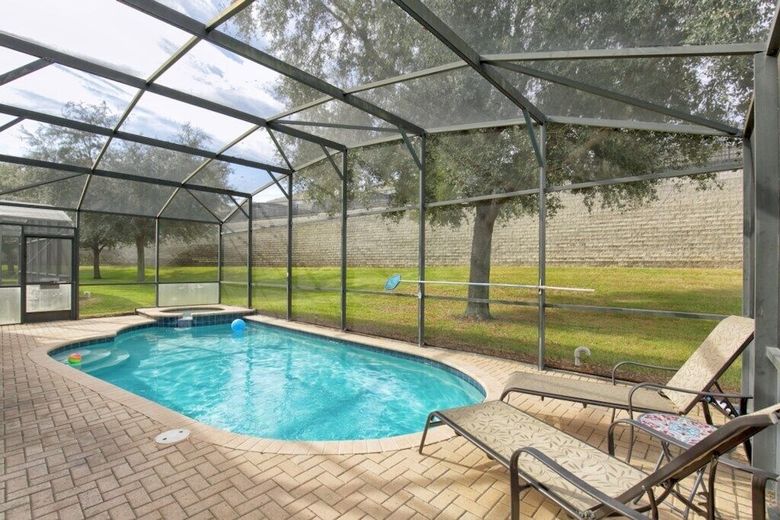 Deluxe Spacious Resort Home Close To Disney