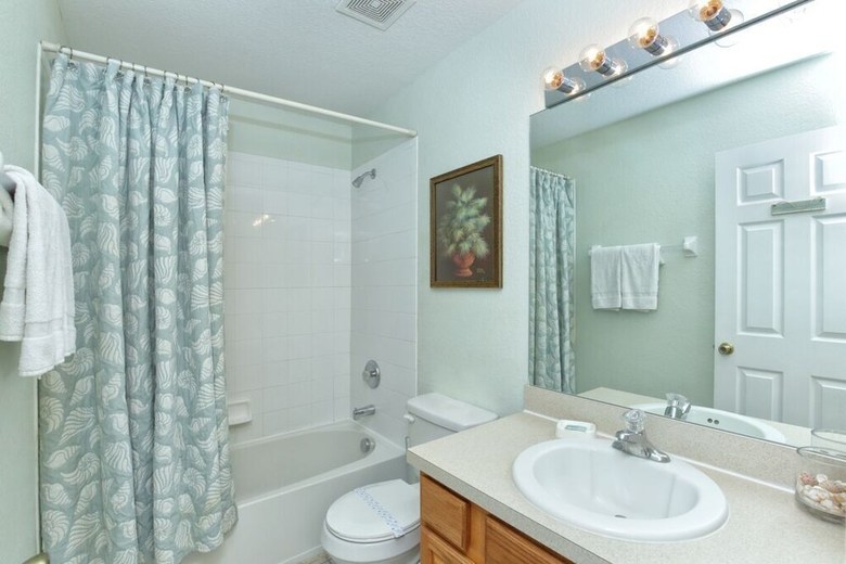 Deluxe Spacious Resort Home Close To Disney