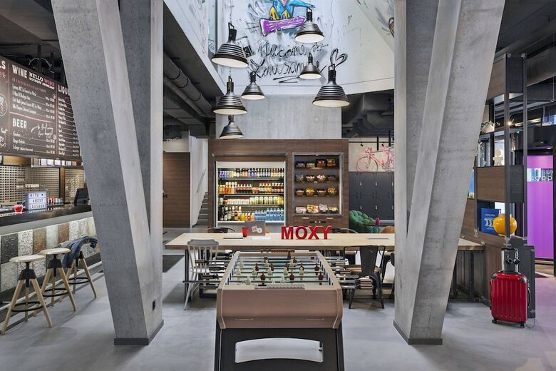 Hotel Moxy Lausanne City