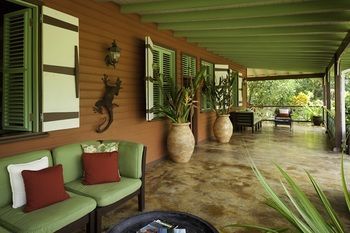 Hotel Rosalie Bay Resort