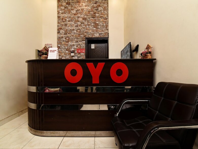Oyo 301 Asfrine Hotel Apartment