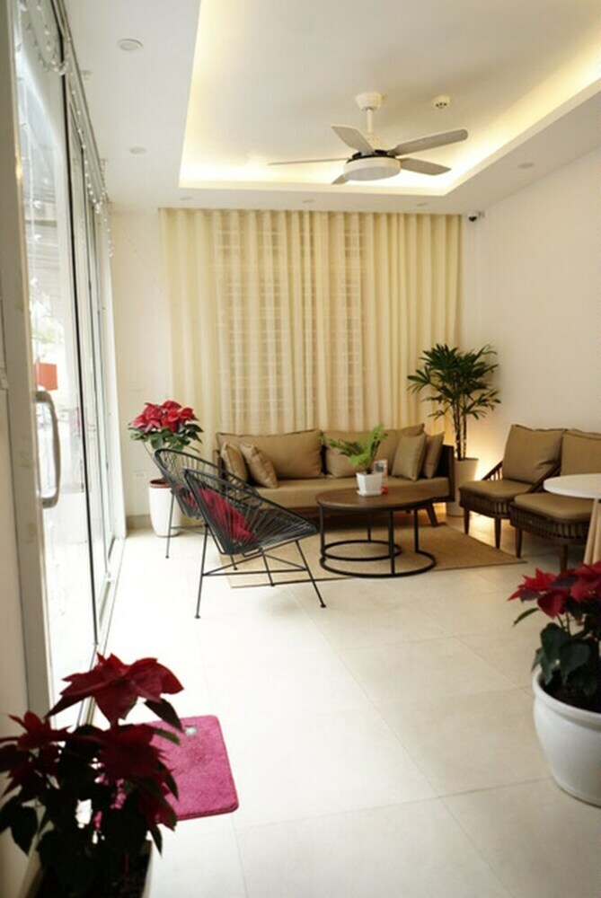 Apartamentos Lyn House