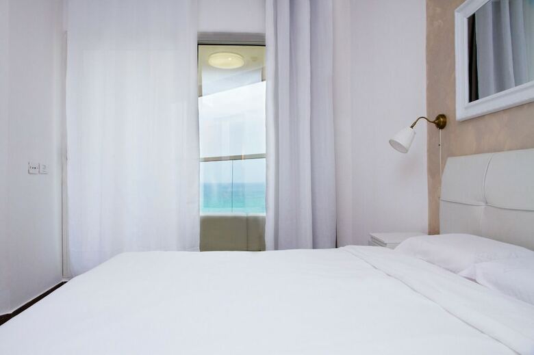 Gk Apartments - Ben Gurion 99