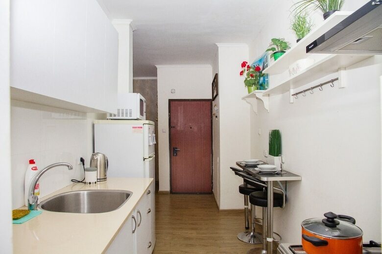 Gk Apartments - Limbskit 3