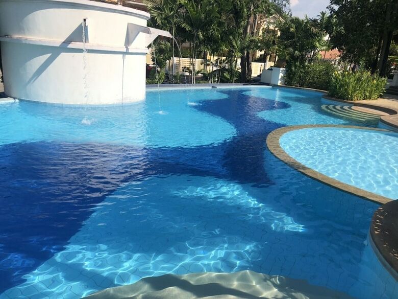 Pattaya Pool Villa Tlh
